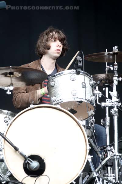 TEMPLES - 2013-08-25 - SAINT CLOUD - Domaine National - Grande Scene - Sam Toms